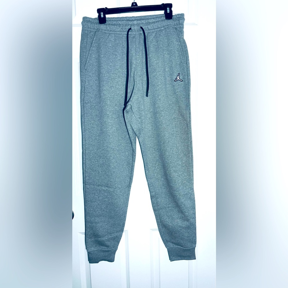 Jordan Carbon Heather Essential Fleece Jogger (DQ7340 091) Men’s Sz M #E